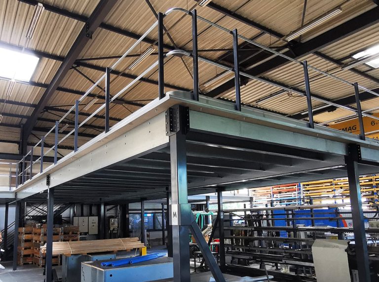 Mezzanine industrielle : créez de la surface sans agrandir vos bâtiments à Lyon avec Mezzalp