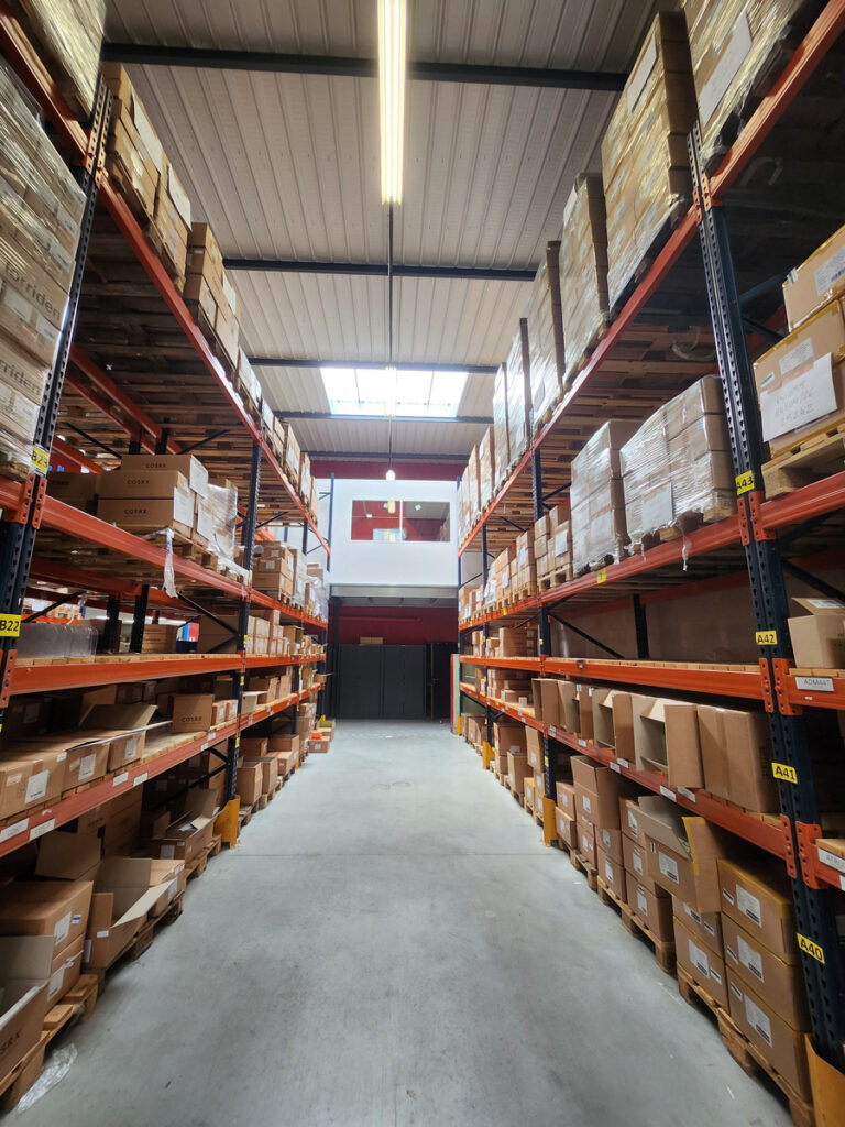Sécuriser les espaces de stockage industriel avec Mezzalp près de Lyon.